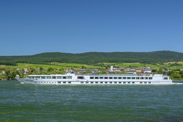 The Rhine Gone Wild : A lively cruise filled with legends, flavors, and good cheer (port-to-port cruise)